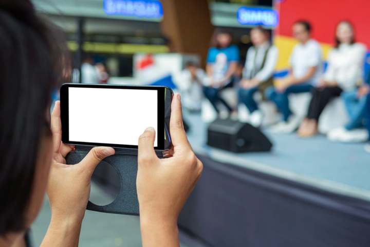 Онлайн-трансляция конференции «Истории развития: взгляд изнутри»