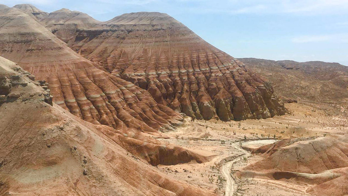 В ЧУЖОЙ МОНАСТЫРЬ СО СВОИМ УСТАВОМ